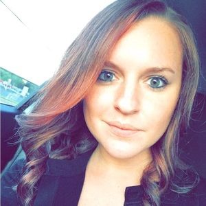 Meet your Posher, Victoria